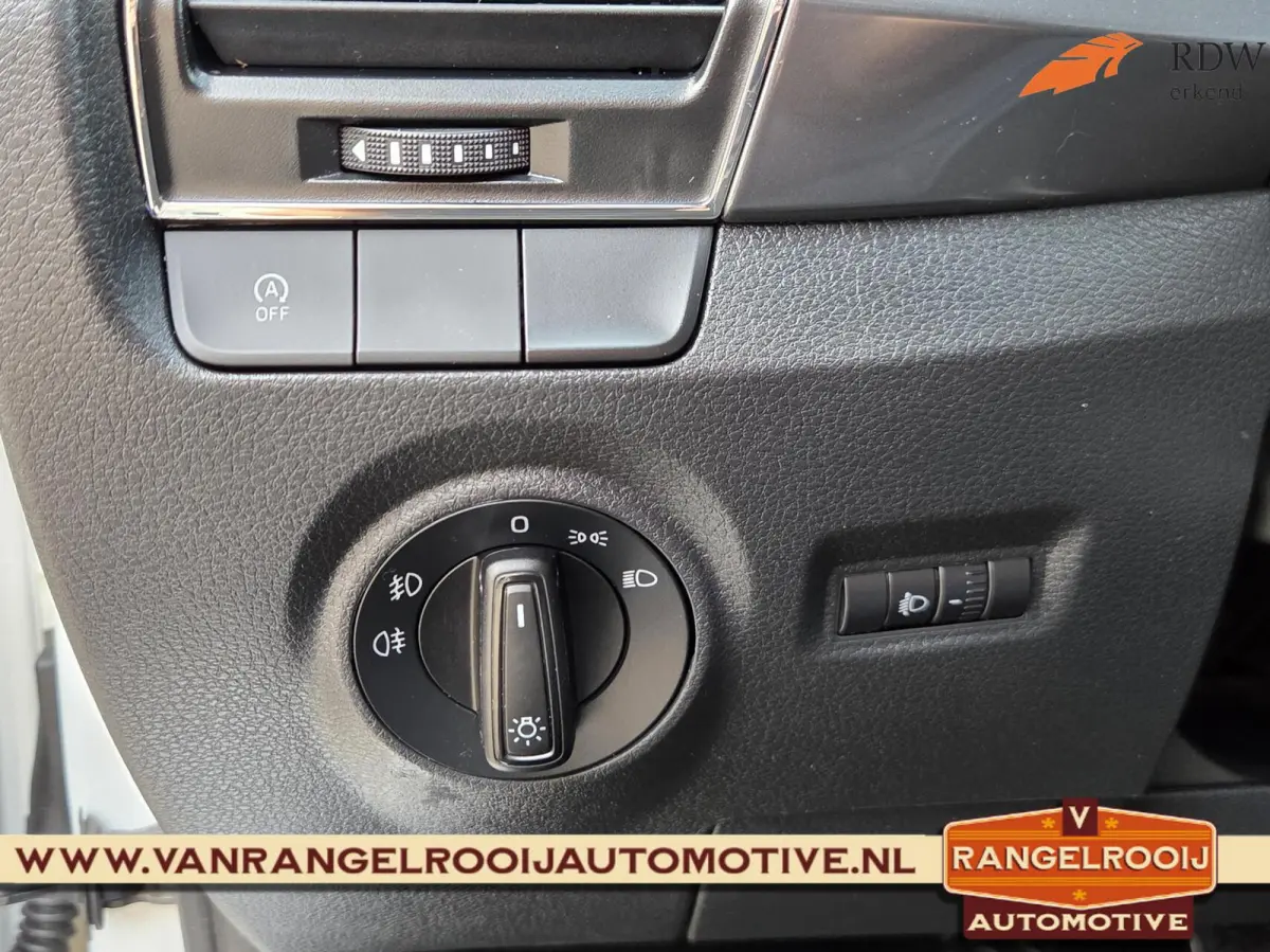 1.0 TSI Business Edition, trekh., cruise, pdc, 16" lmv
