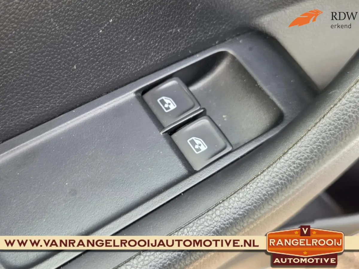 1.0 TSI Business Edition, trekh., cruise, pdc, 16" lmv