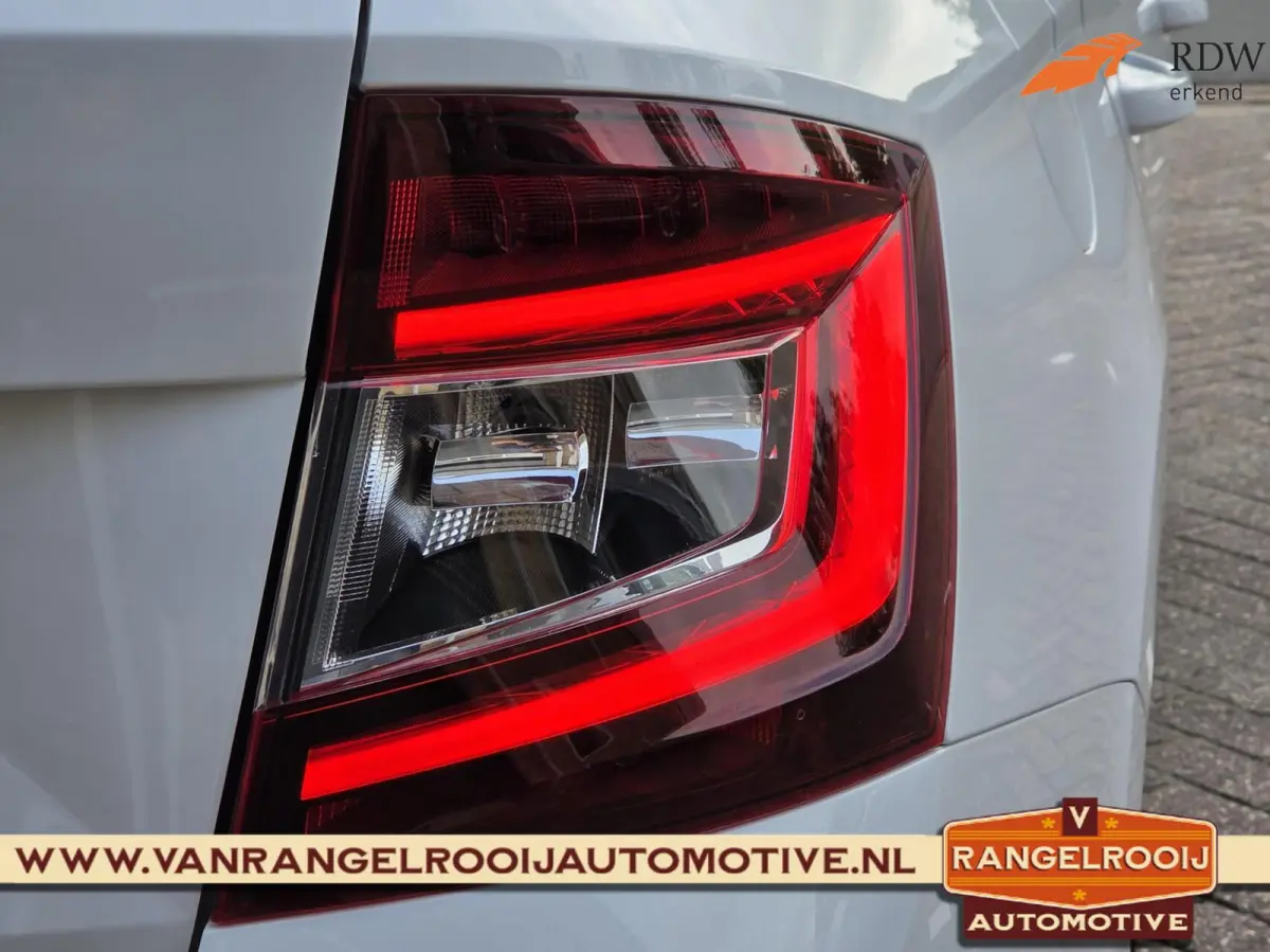 1.0 TSI Business Edition, trekh., cruise, pdc, 16" lmv