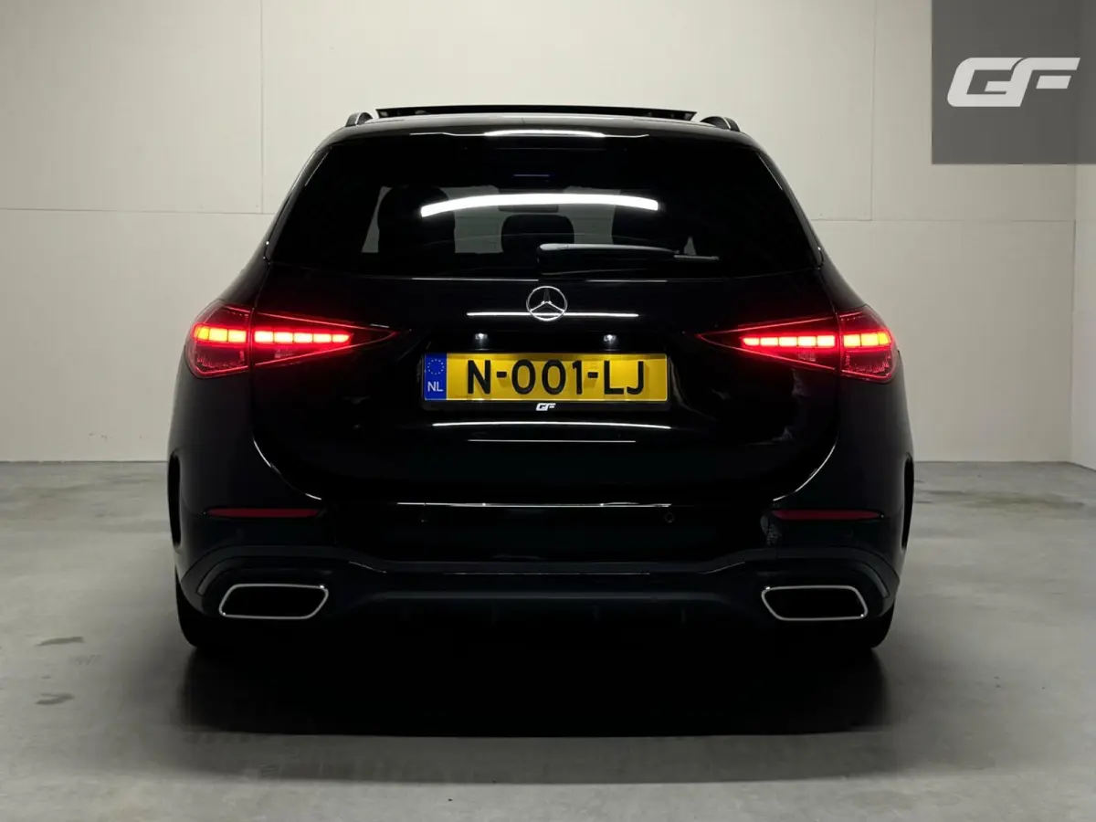 200 AMG Pano 360° Memory Carplay Trekh. NAP