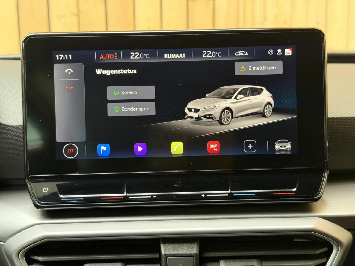 1.5 TSI FR Business Apple CarPlay/Android Auto | Cruise & climate control | LED verlichting | Navigatiesysteem | Rijstrooksensor | Parkeersensoren voor en achter | Trekhaak uitklapbaar