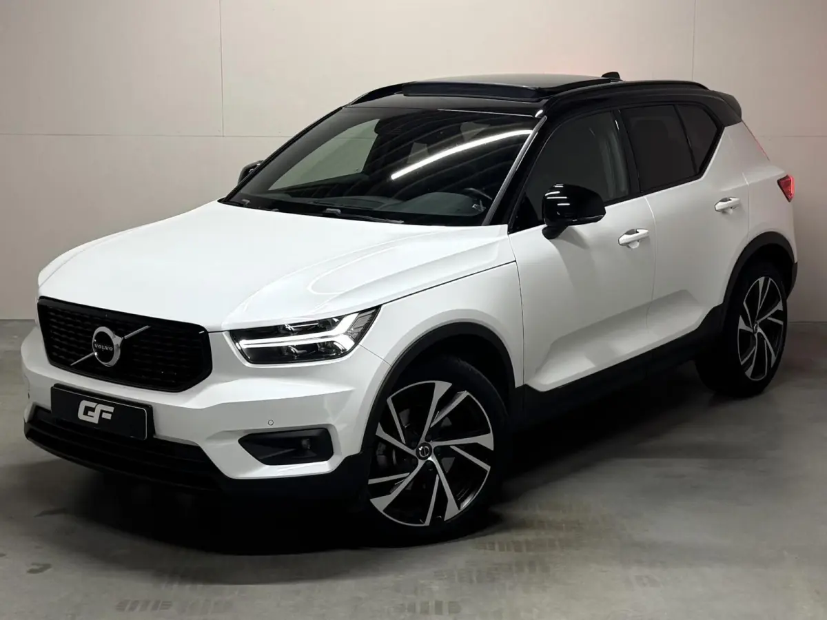 2.0 T4 R-Design Pano Camera Carplay Trekh. NAP