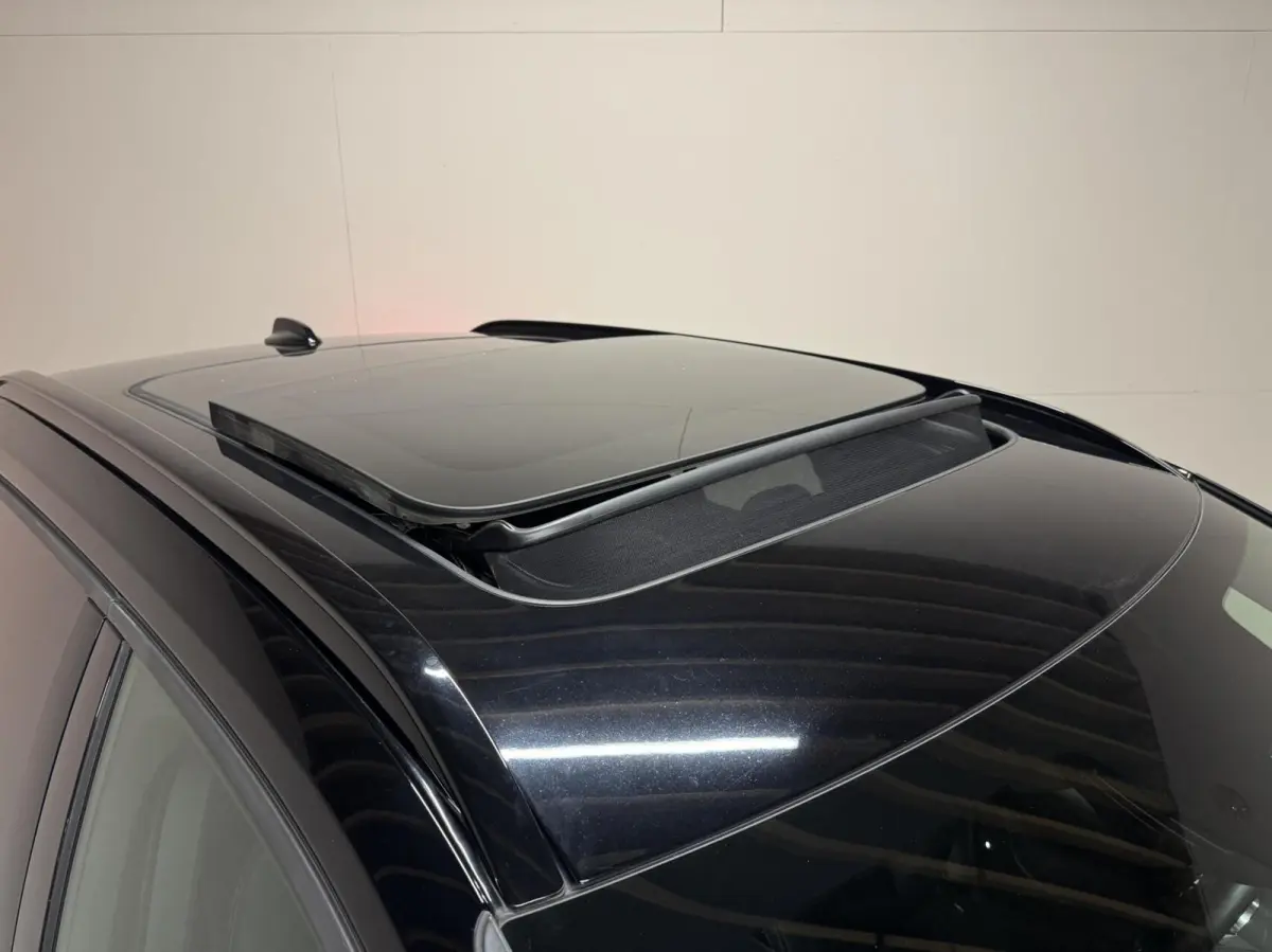 2.0 T4 R-Design Pano Camera Carplay Trekh. NAP