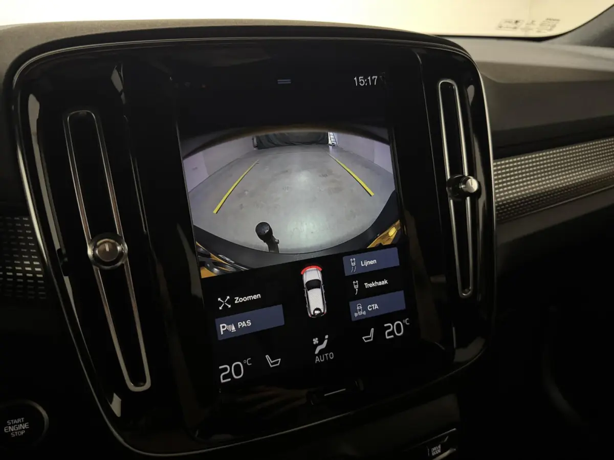 2.0 T4 R-Design Pano Camera Carplay Trekh. NAP