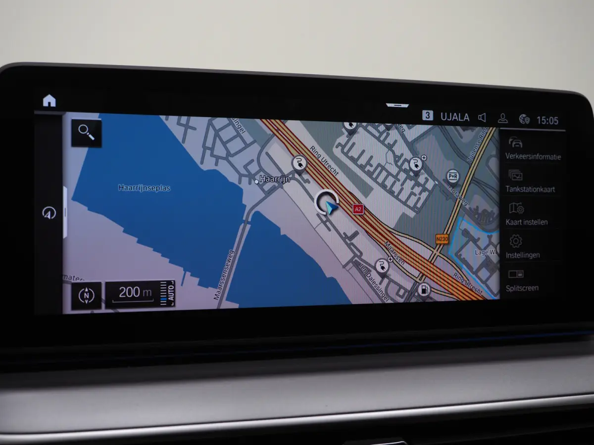 520e | Leder | HUD | Keyless | 360 | Sfeerlicht | Dodehoek | Stoelverwarming | Carplay