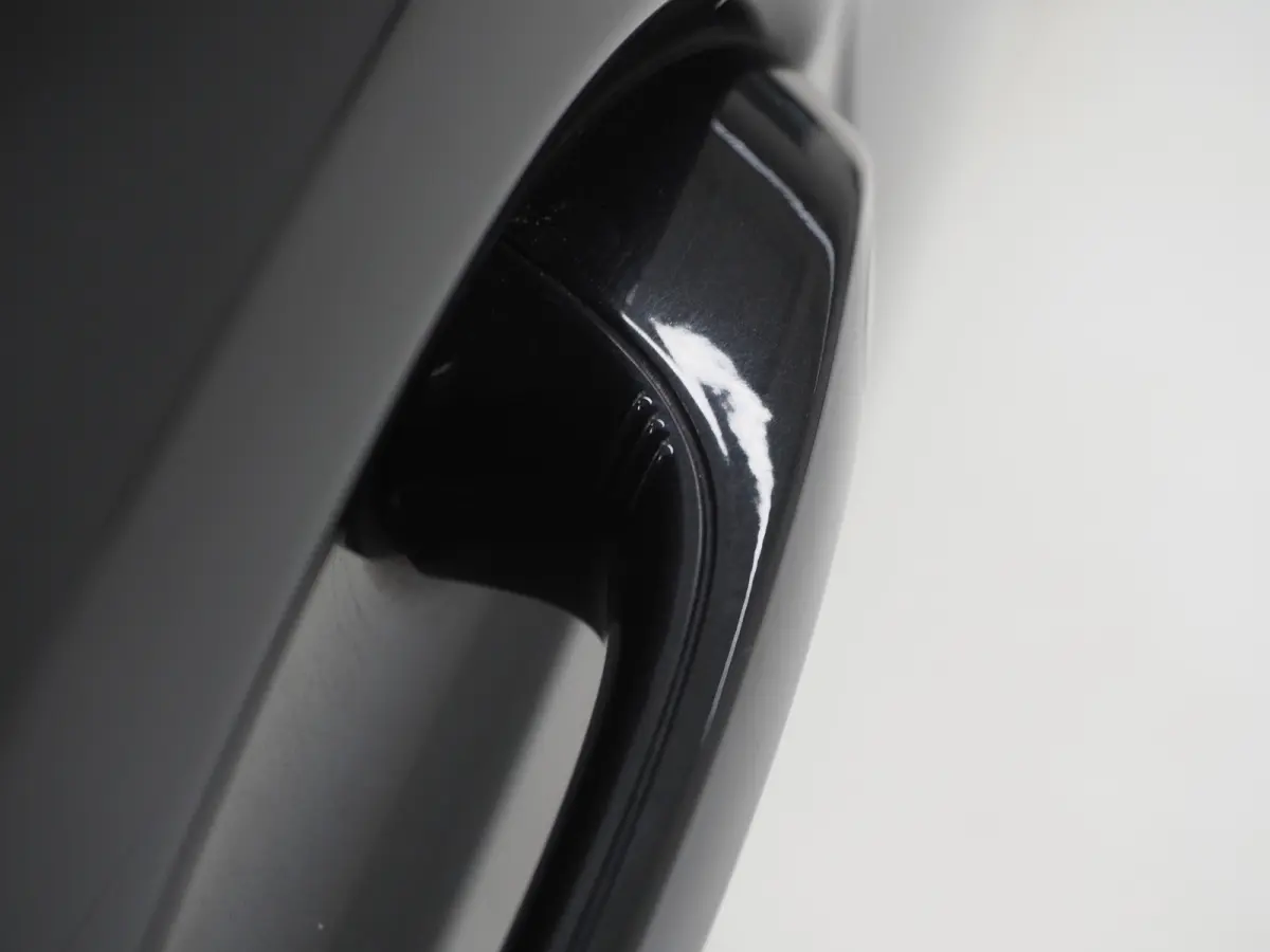 520e | Leder | HUD | Keyless | 360 | Sfeerlicht | Dodehoek | Stoelverwarming | Carplay