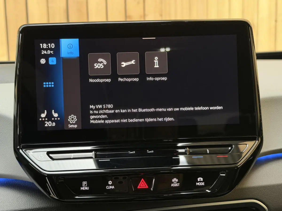 Pro Edition 58 kWh SoH 92,93% | Alcantara/leer bekleding | Adaptieve cruise control | Achteruitrijcamera | Climate control | LED koplampen | Navigatiesysteem | Voorstoelen en stuurverwarming