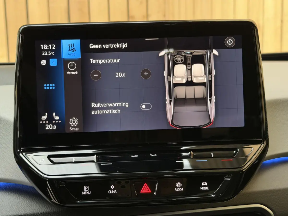Pro Edition 58 kWh SoH 92,93% | Alcantara/leer bekleding | Adaptieve cruise control | Achteruitrijcamera | Climate control | LED koplampen | Navigatiesysteem | Voorstoelen en stuurverwarming