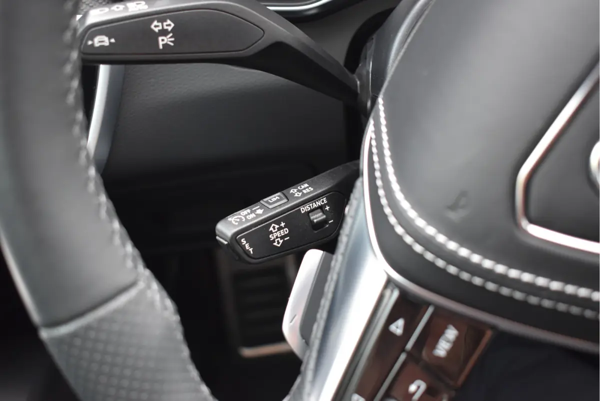 55 TFSI e Quattro Porsche Krijt Grijs Exclusive S-Line Competition 367 Pk Pano RS-Stoel Soft-Close S6 21 Inch