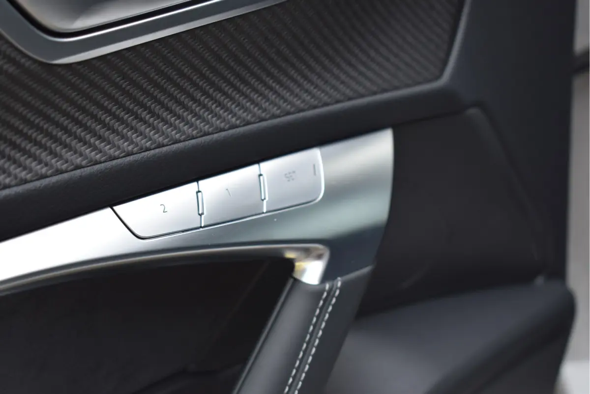 55 TFSI e Quattro Porsche Krijt Grijs Exclusive S-Line Competition 367 Pk Pano RS-Stoel Soft-Close S6 21 Inch