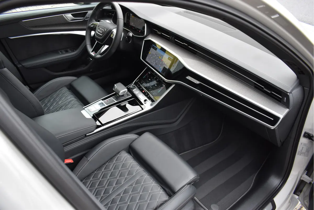 55 TFSI e Quattro Porsche Krijt Grijs Exclusive S-Line Competition 367 Pk Pano RS-Stoel Soft-Close S6 21 Inch