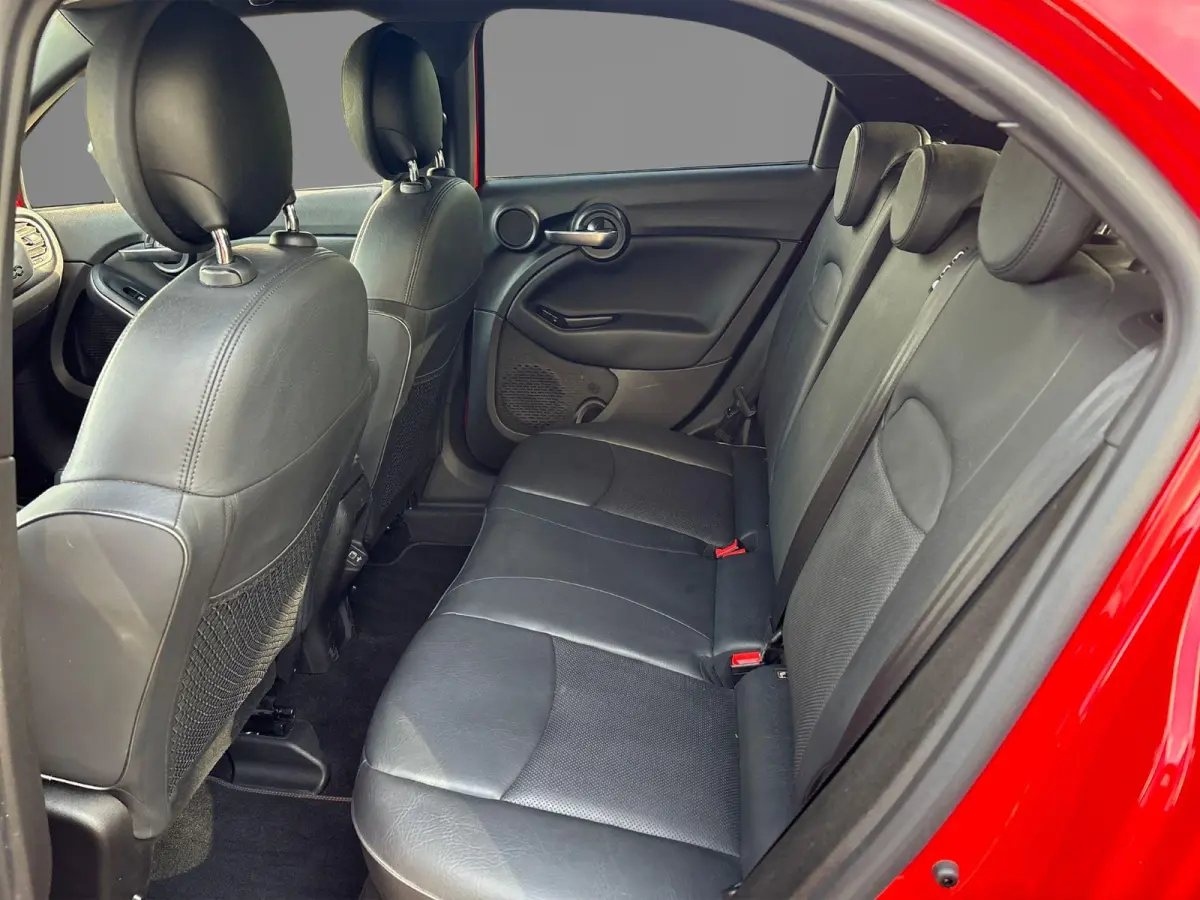 1.3 GSE 150pk Sport | Lederen Bekleding | Climate Control | Cruise Control | LMV 18" | Navigatie | Camera | Parkeersensoren voor + achter |