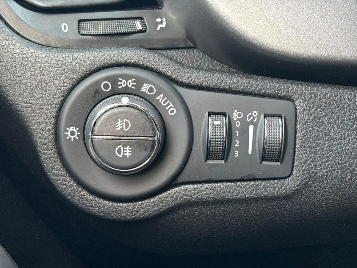 1.3 GSE 150pk Sport | Lederen Bekleding | Climate Control | Cruise Control | LMV 18" | Navigatie | Camera | Parkeersensoren voor + achter |
