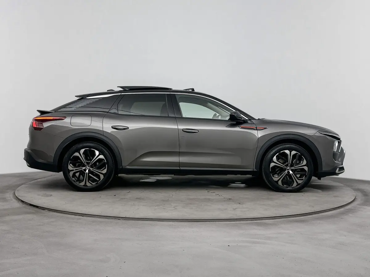 1.6 Plug-in Hybrid 225 Hypnos | Adaptieve cruise control | Lederen bekleding | Unieke uitvoering | Panoramisch schuif kanteldak | 360 camera |