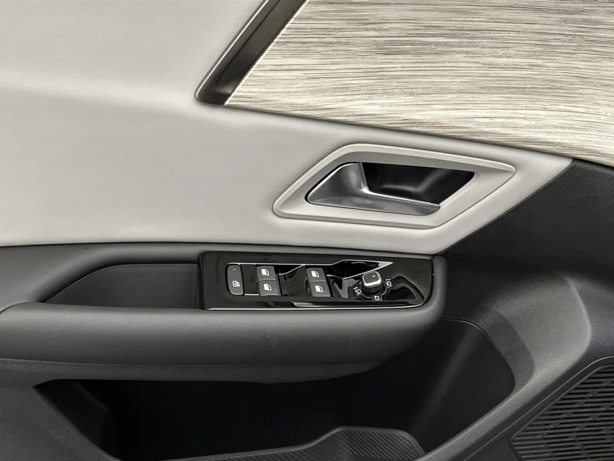 1.6 Plug-in Hybrid 225 Hypnos | Adaptieve cruise control | Lederen bekleding | Unieke uitvoering | Panoramisch schuif kanteldak | 360 camera |