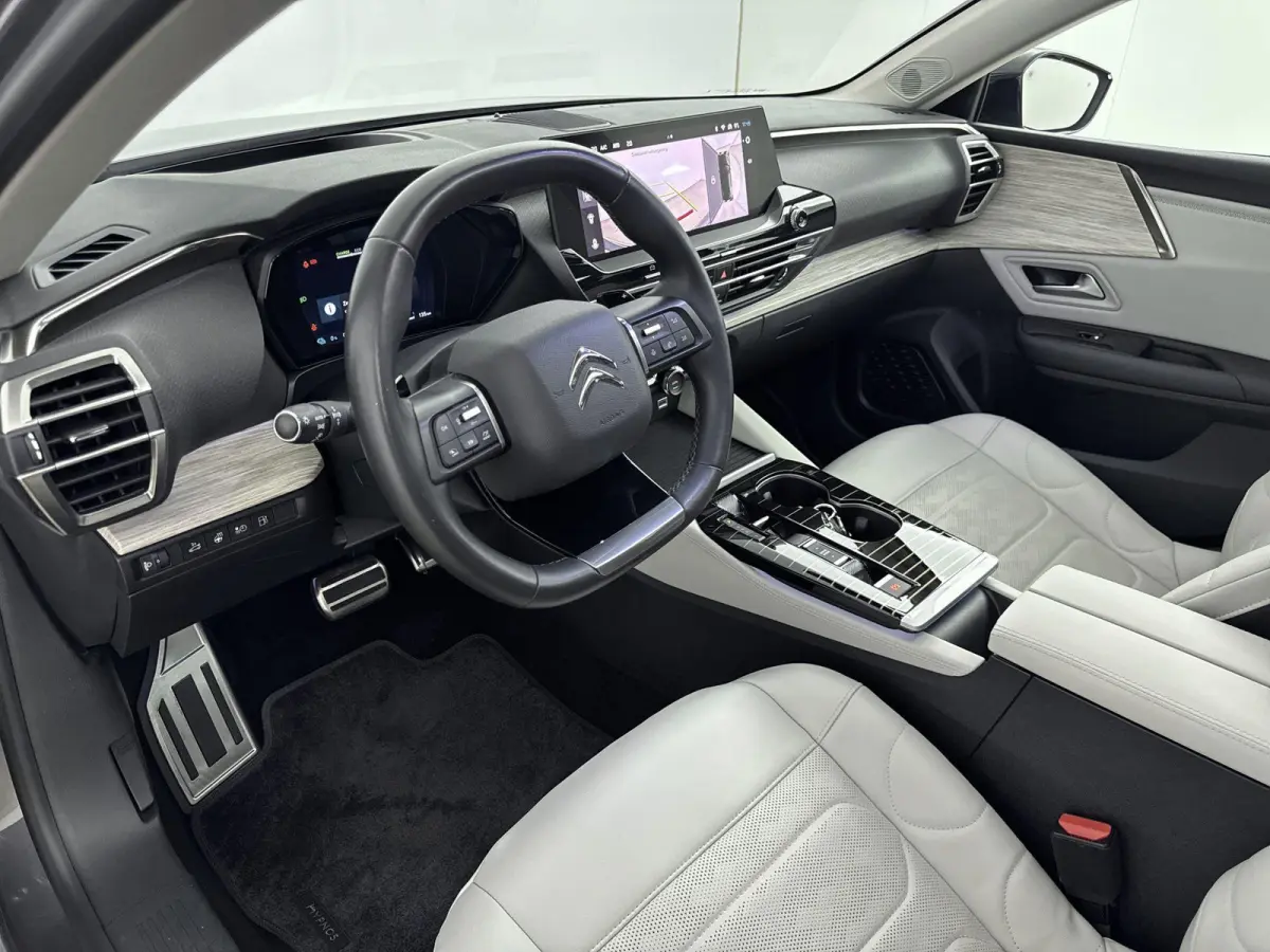 1.6 Plug-in Hybrid 225 Hypnos | Adaptieve cruise control | Lederen bekleding | Unieke uitvoering | Panoramisch schuif kanteldak | 360 camera |