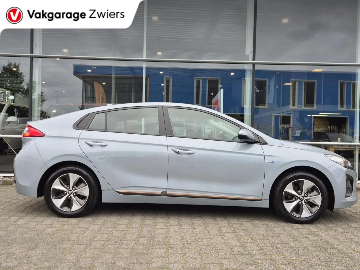 Comfort EV |Camera | PDC | Android / Apple | Cruise |DAB