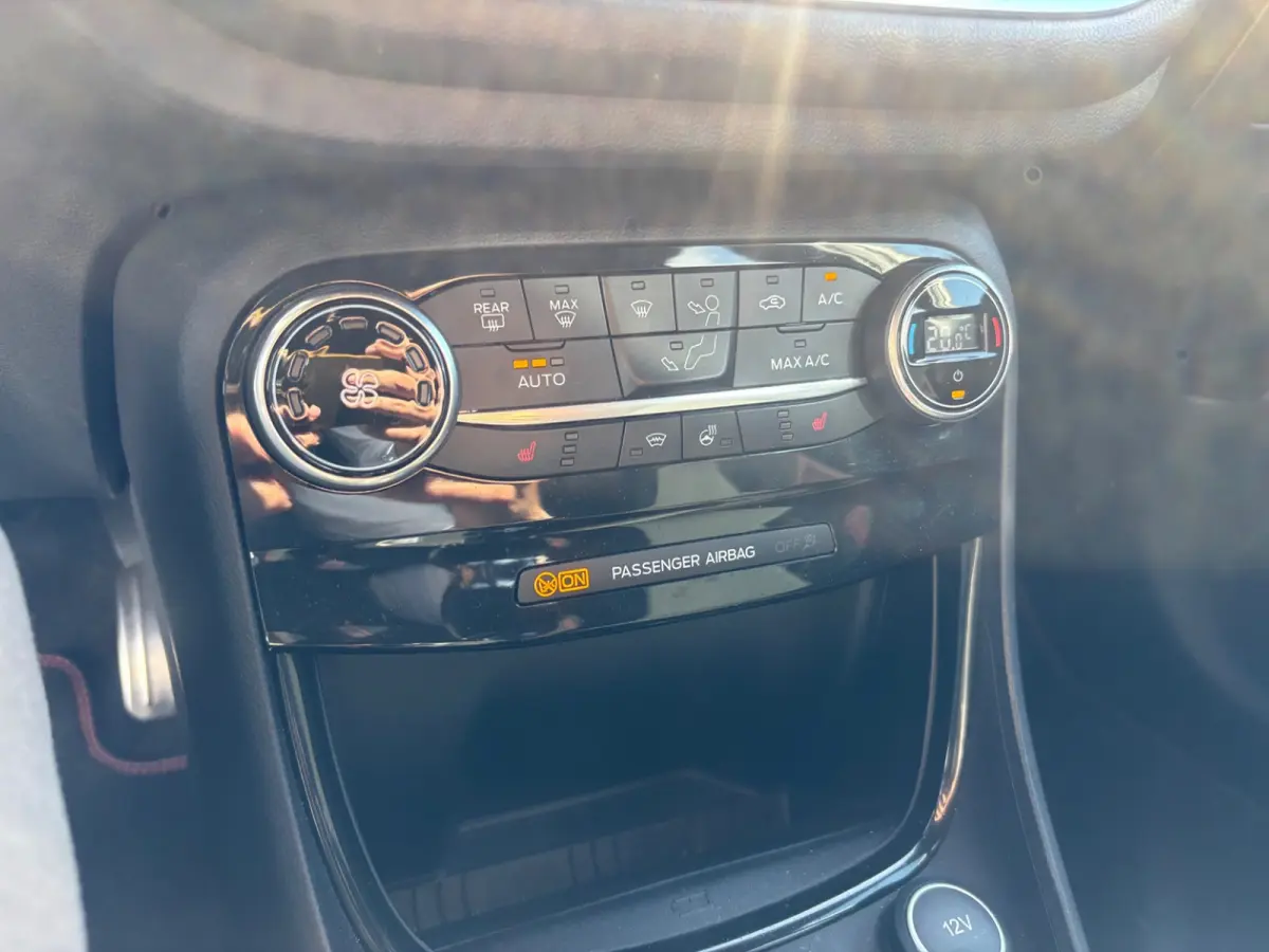 1.0 ST-Line | Winter Pack | Cruise Control | Apple Carplay | Navigatie