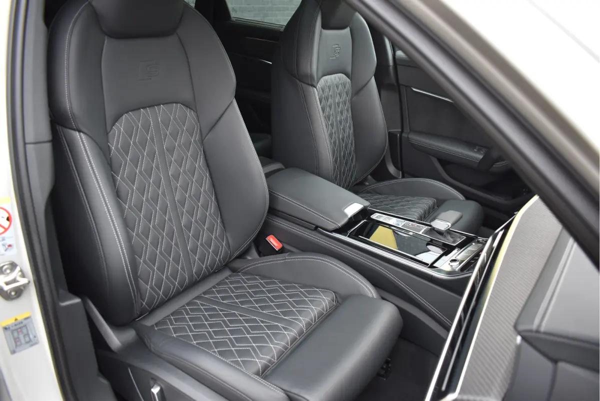 55 TFSI e Quattro Porsche Krijt Grijs Exclusive S-Line Competition 367 Pk Pano RS-Stoel Soft-Close S6 21 Inch