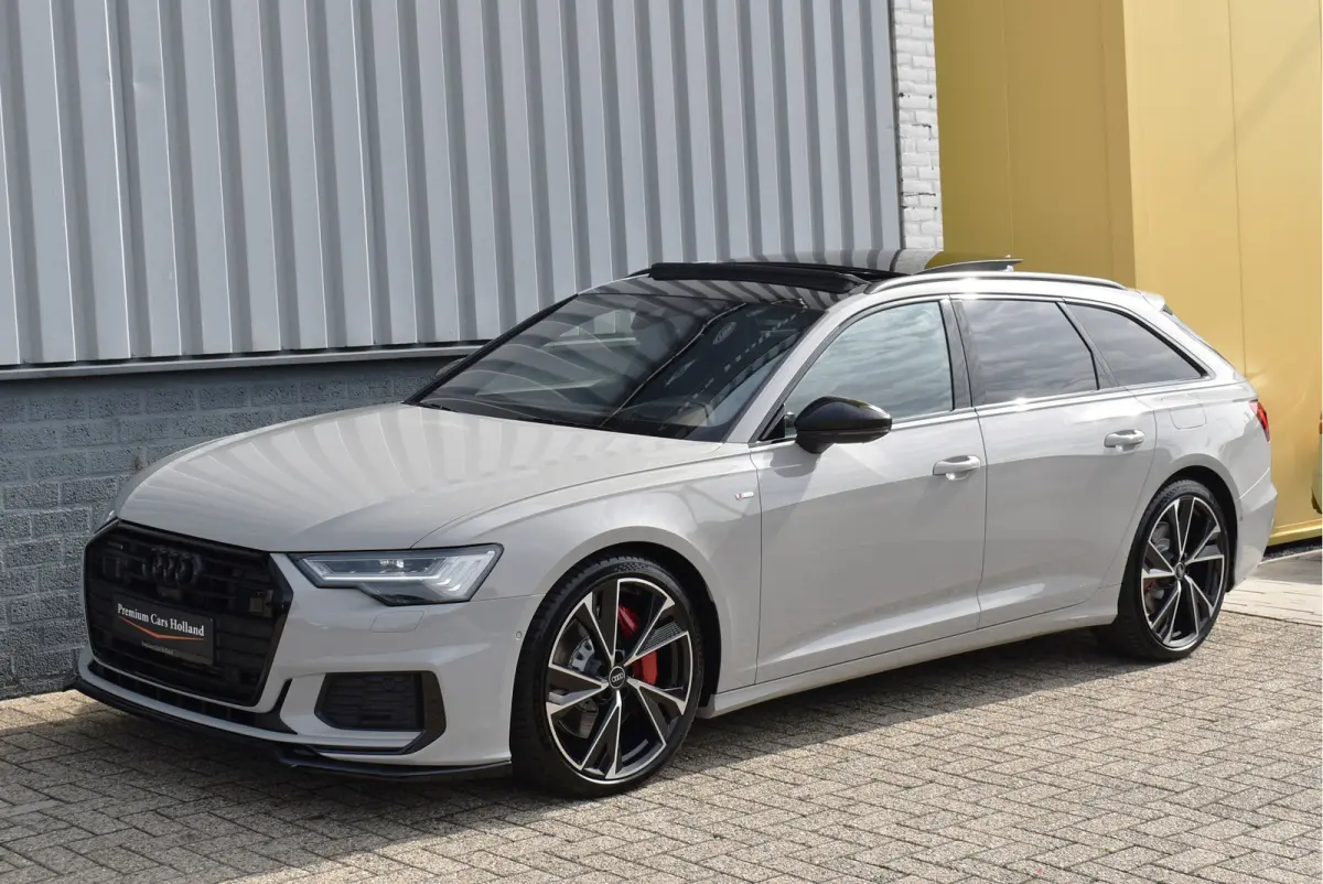 55 TFSI e Quattro Porsche Krijt Grijs Exclusive S-Line Competition 367 Pk Pano RS-Stoel Soft-Close S6 21 Inch