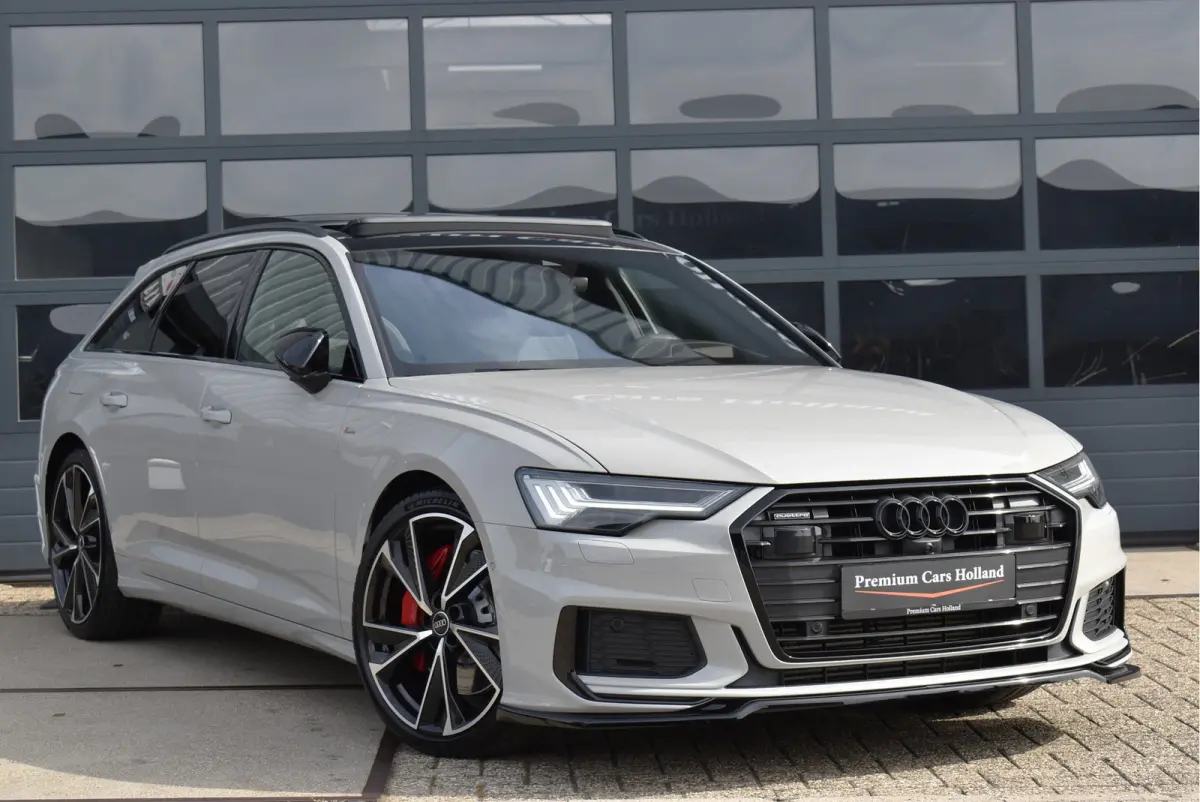 55 TFSI e Quattro Porsche Krijt Grijs Exclusive S-Line Competition 367 Pk Pano RS-Stoel Soft-Close S6 21 Inch