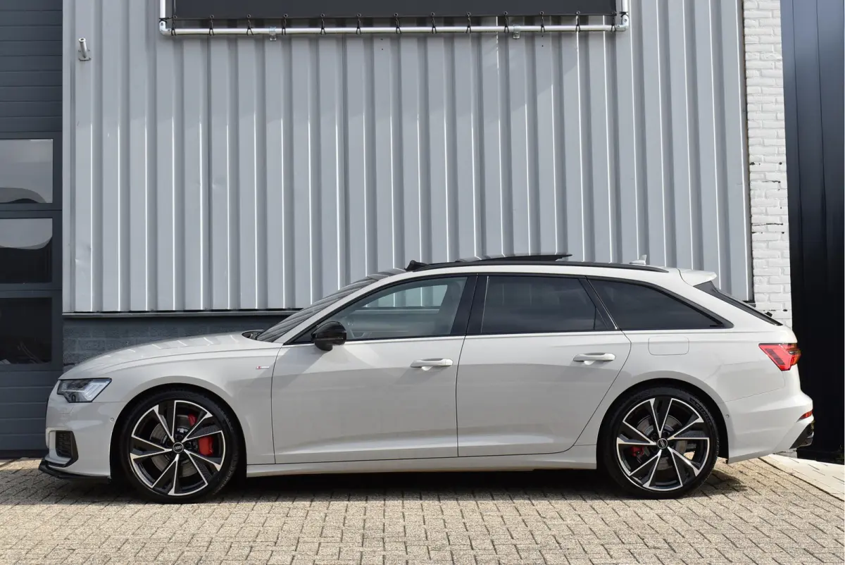 55 TFSI e Quattro Porsche Krijt Grijs Exclusive S-Line Competition 367 Pk Pano RS-Stoel Soft-Close S6 21 Inch