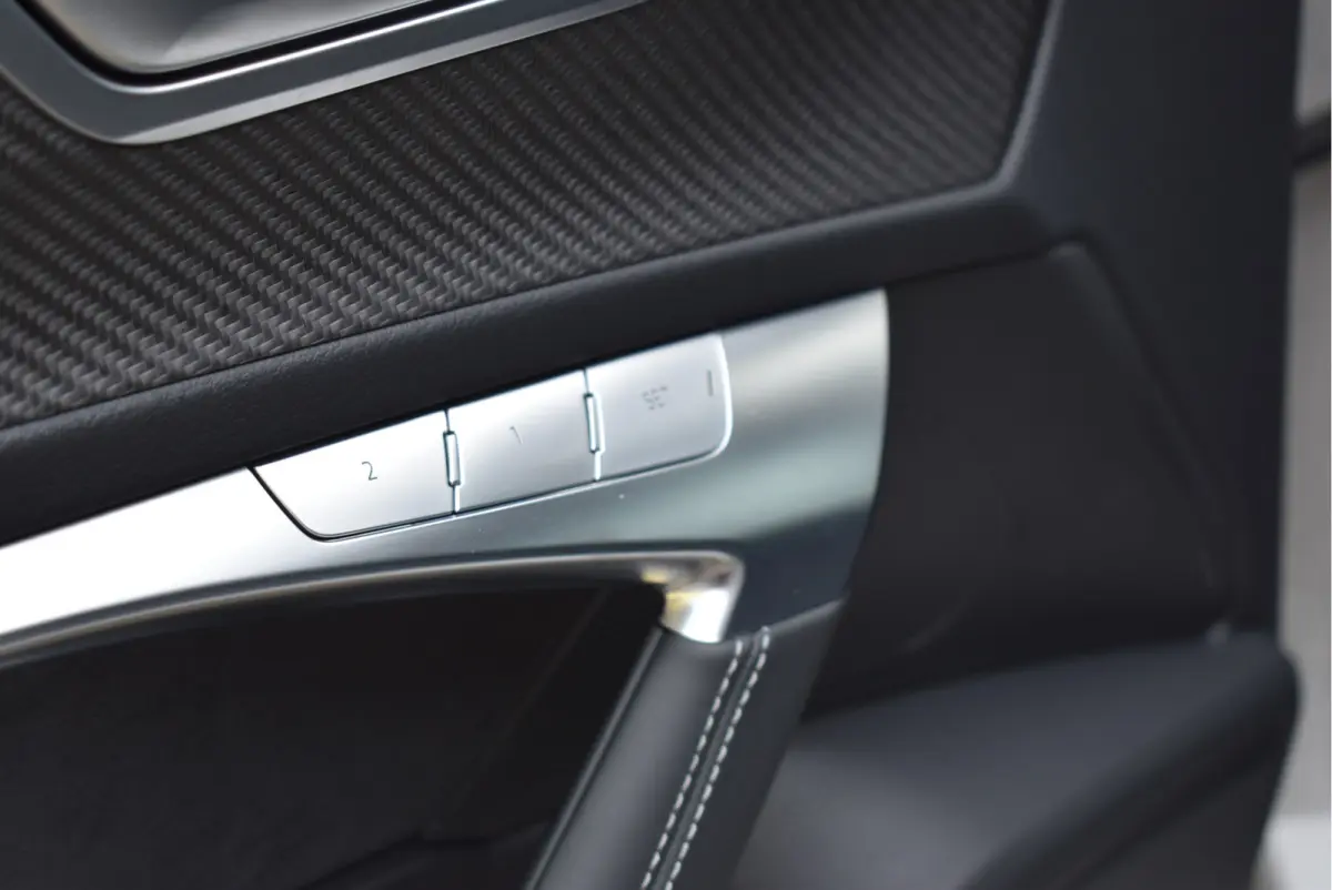 55 TFSI e Quattro Porsche Krijt Grijs Exclusive S-Line Competition 367 Pk Pano RS-Stoel Soft-Close S6 21 Inch