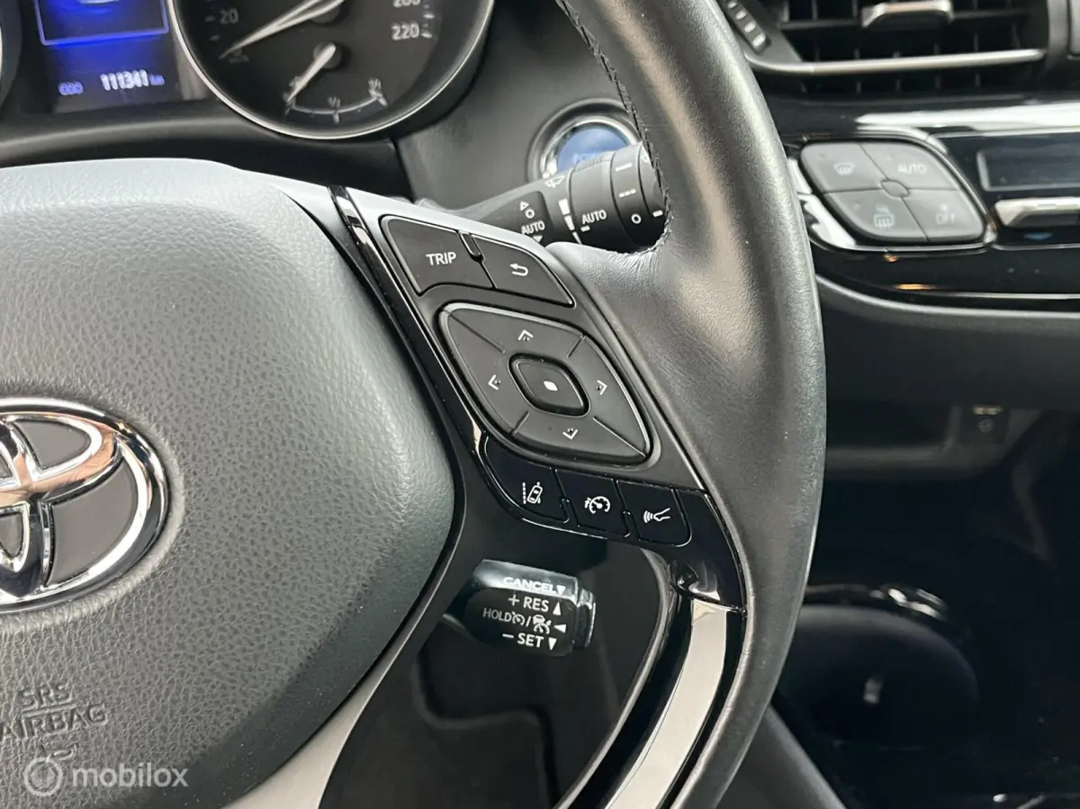 1.8 Hybrid First Edition, Dealer, Trekhaak, Vol!