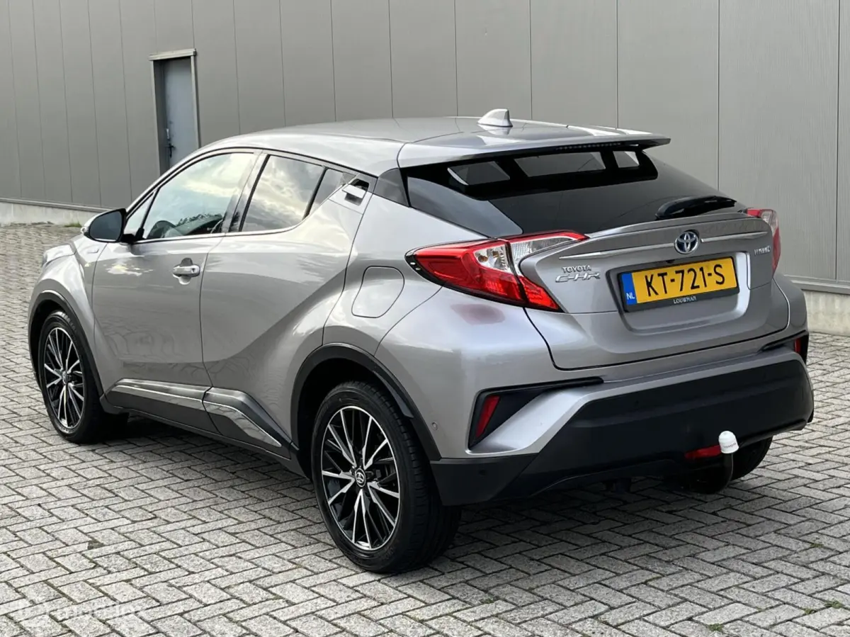 1.8 Hybrid First Edition, Dealer, Trekhaak, Vol!