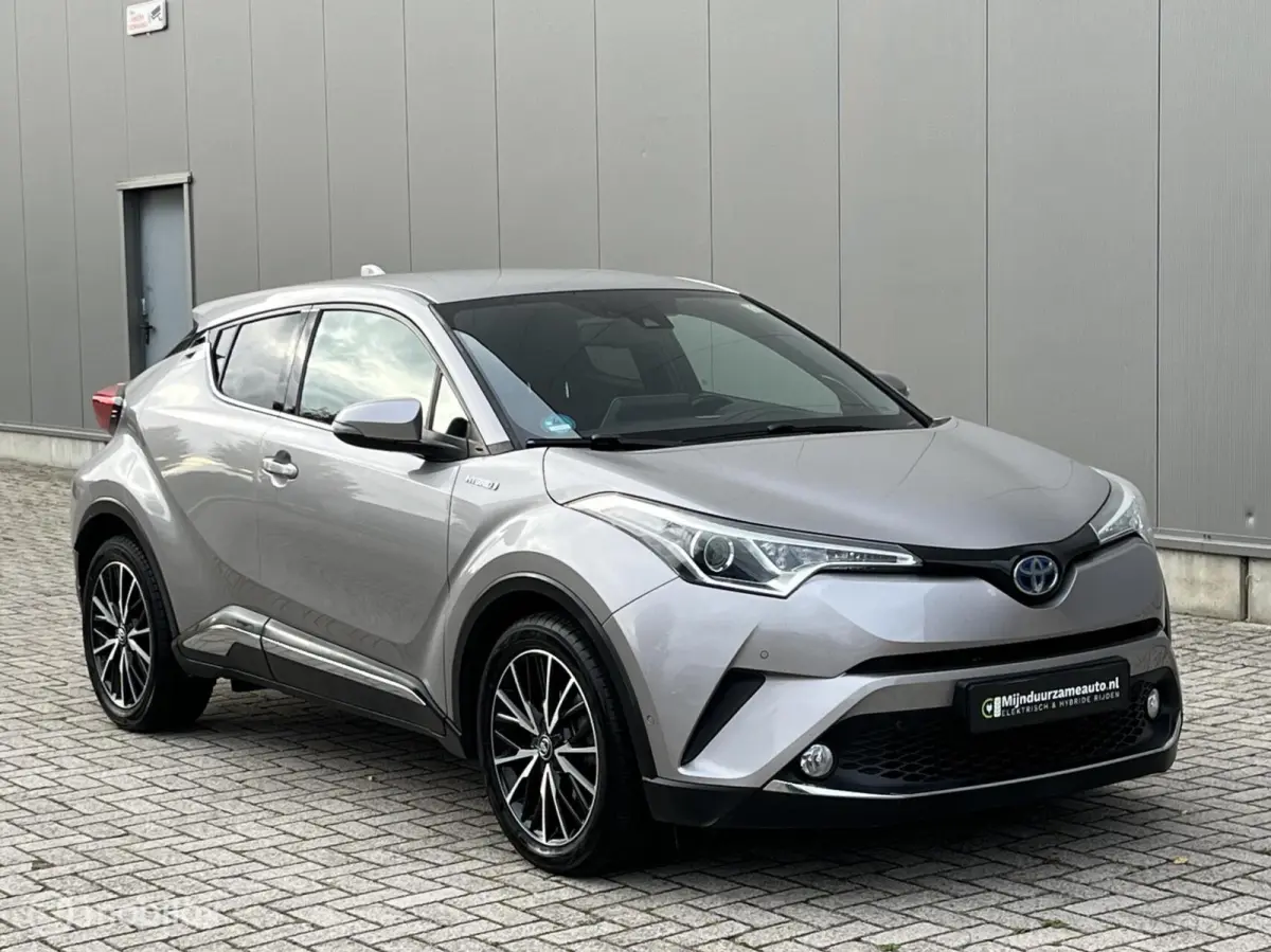 1.8 Hybrid First Edition, Dealer, Trekhaak, Vol!