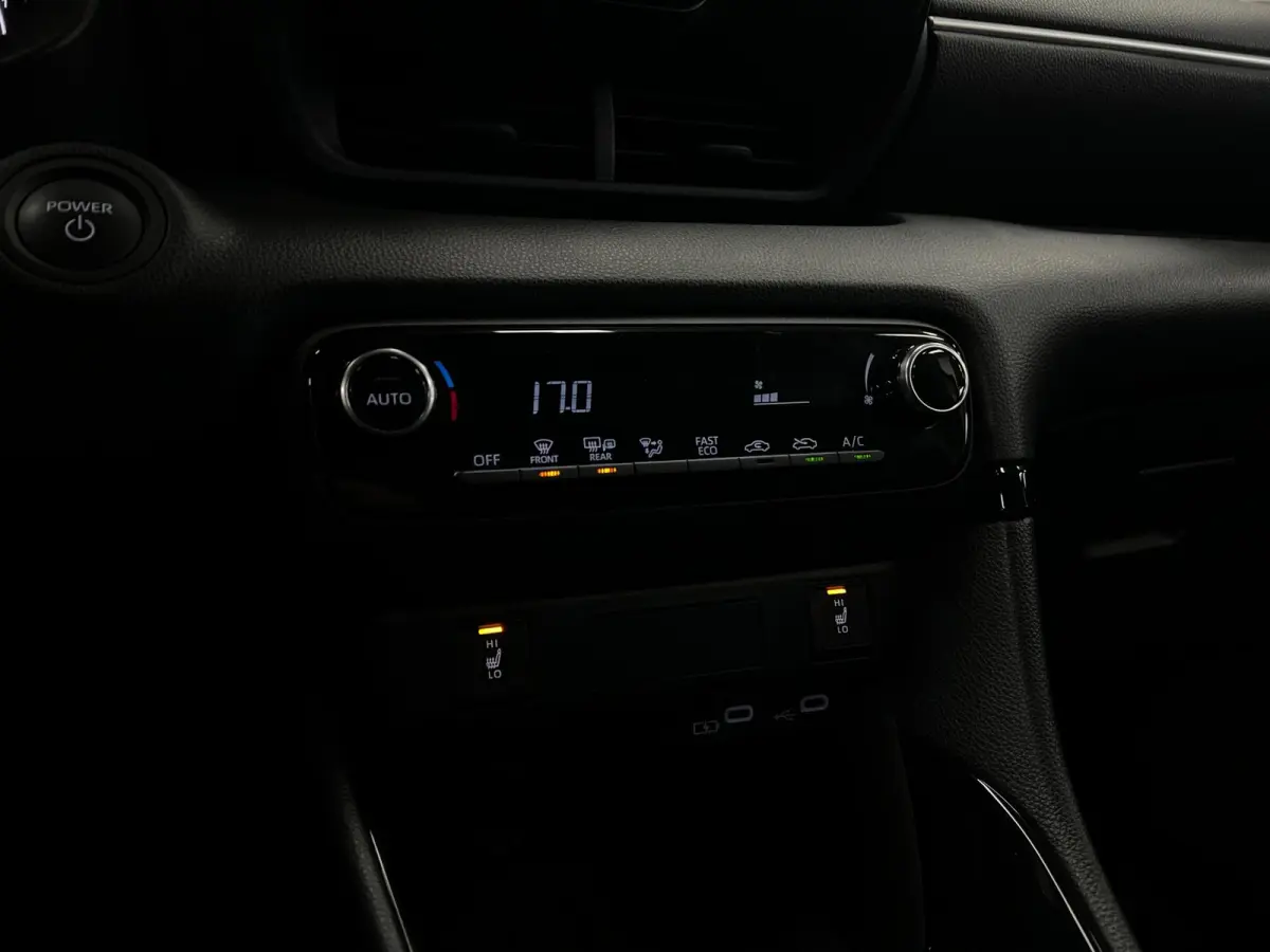 1.5 Hybrid 115 Dynamic | Keyless | Led | PDC