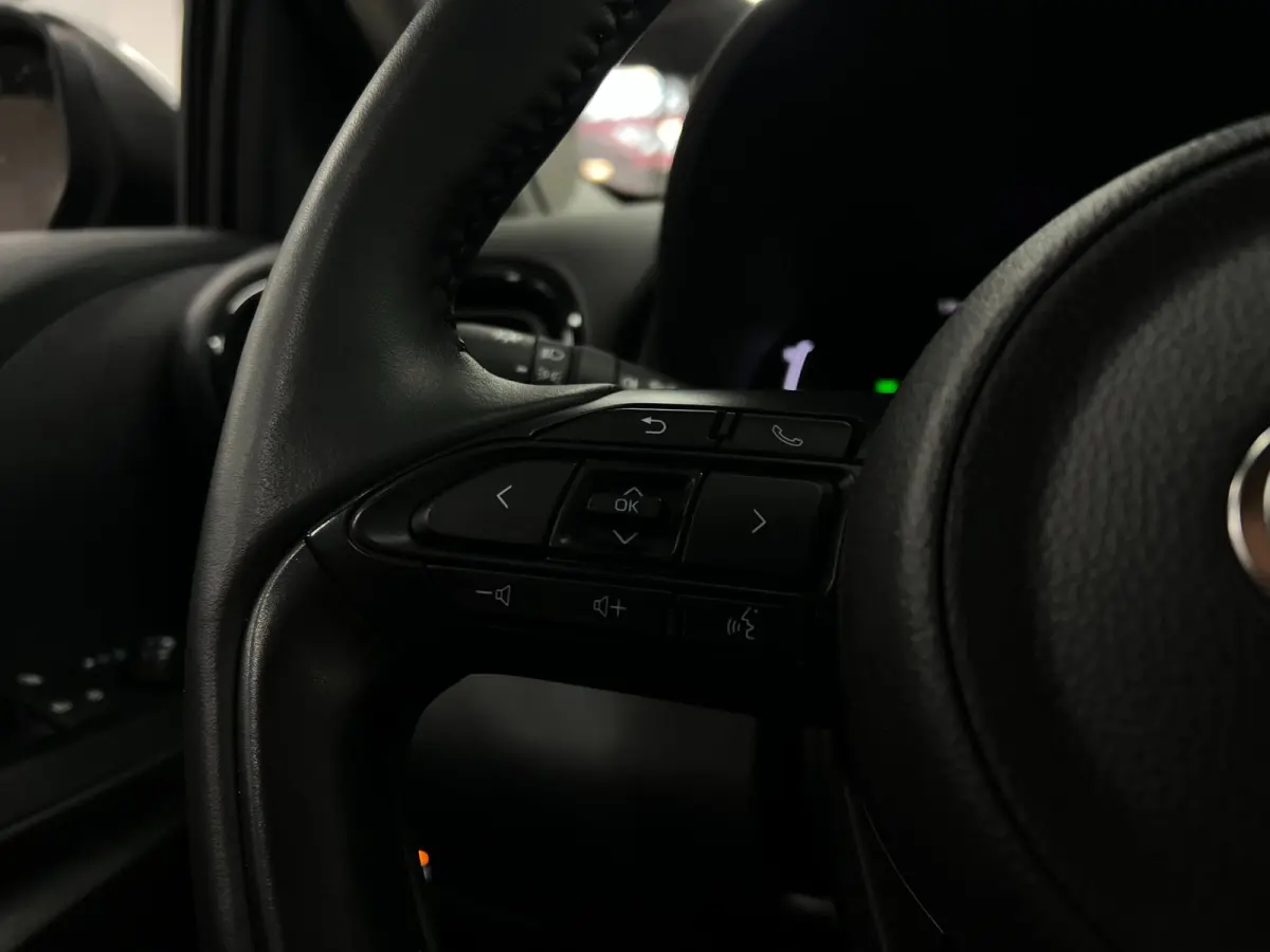 1.5 Hybrid 115 Dynamic | Keyless | Led | PDC