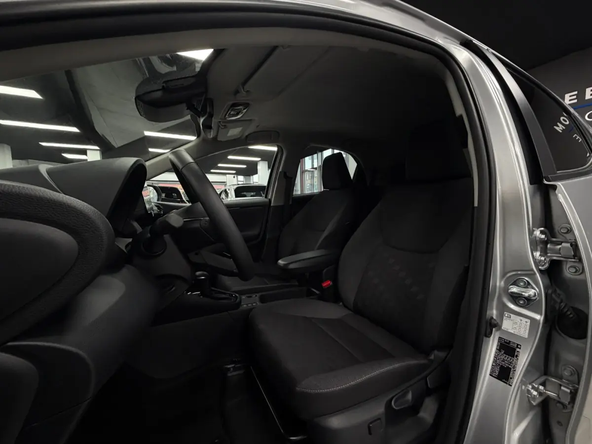 1.5 Hybrid 115 Dynamic | Keyless | Led | PDC
