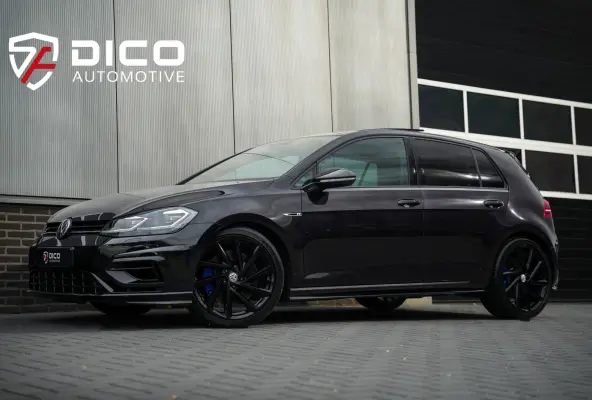2.0 TSI 301 pk 4Motion R / Akraprovic/ Dynaudio/ ACC/ DCC/ Keyless/ Virtual/ Adapt.Cruise/ Pano-Dak/ Downpipe/ Camera/ 19''LMV