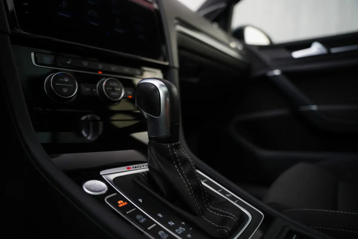 2.0 TSI 301 pk 4Motion R / Akraprovic/ Dynaudio/ ACC/ DCC/ Keyless/ Virtual/ Adapt.Cruise/ Pano-Dak/ Downpipe/ Camera/ 19''LMV