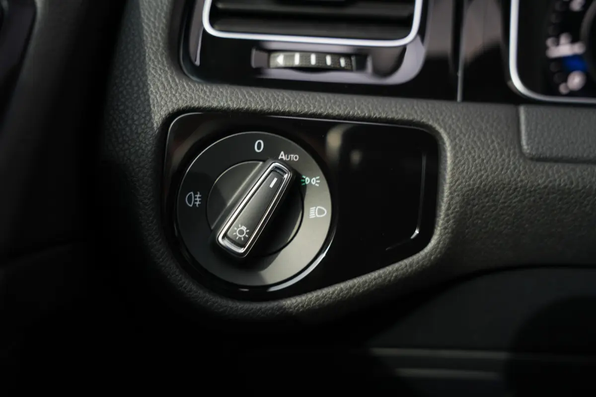 2.0 TSI 301 pk 4Motion R / Akraprovic/ Dynaudio/ ACC/ DCC/ Keyless/ Virtual/ Adapt.Cruise/ Pano-Dak/ Downpipe/ Camera/ 19''LMV