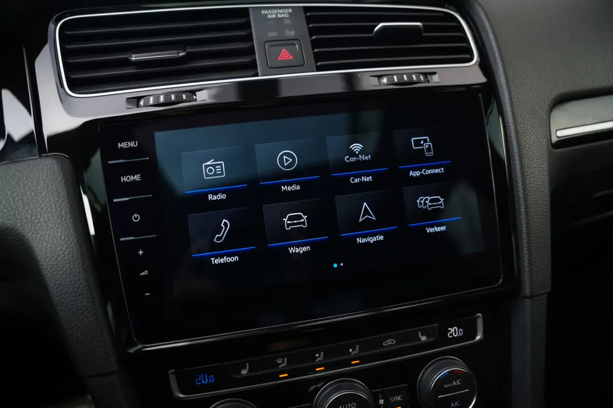 2.0 TSI 301 pk 4Motion R / Akraprovic/ Dynaudio/ ACC/ DCC/ Keyless/ Virtual/ Adapt.Cruise/ Pano-Dak/ Downpipe/ Camera/ 19''LMV