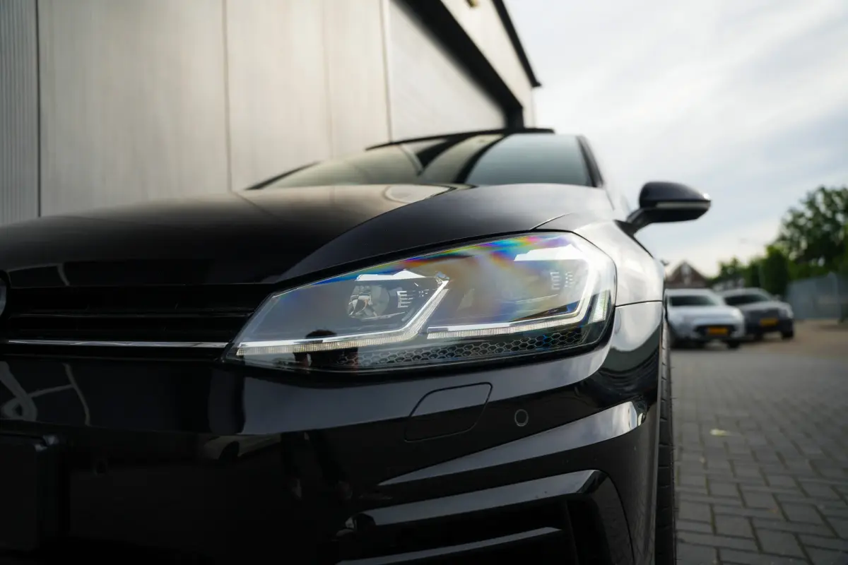 2.0 TSI 301 pk 4Motion R / Akraprovic/ Dynaudio/ ACC/ DCC/ Keyless/ Virtual/ Adapt.Cruise/ Pano-Dak/ Downpipe/ Camera/ 19''LMV