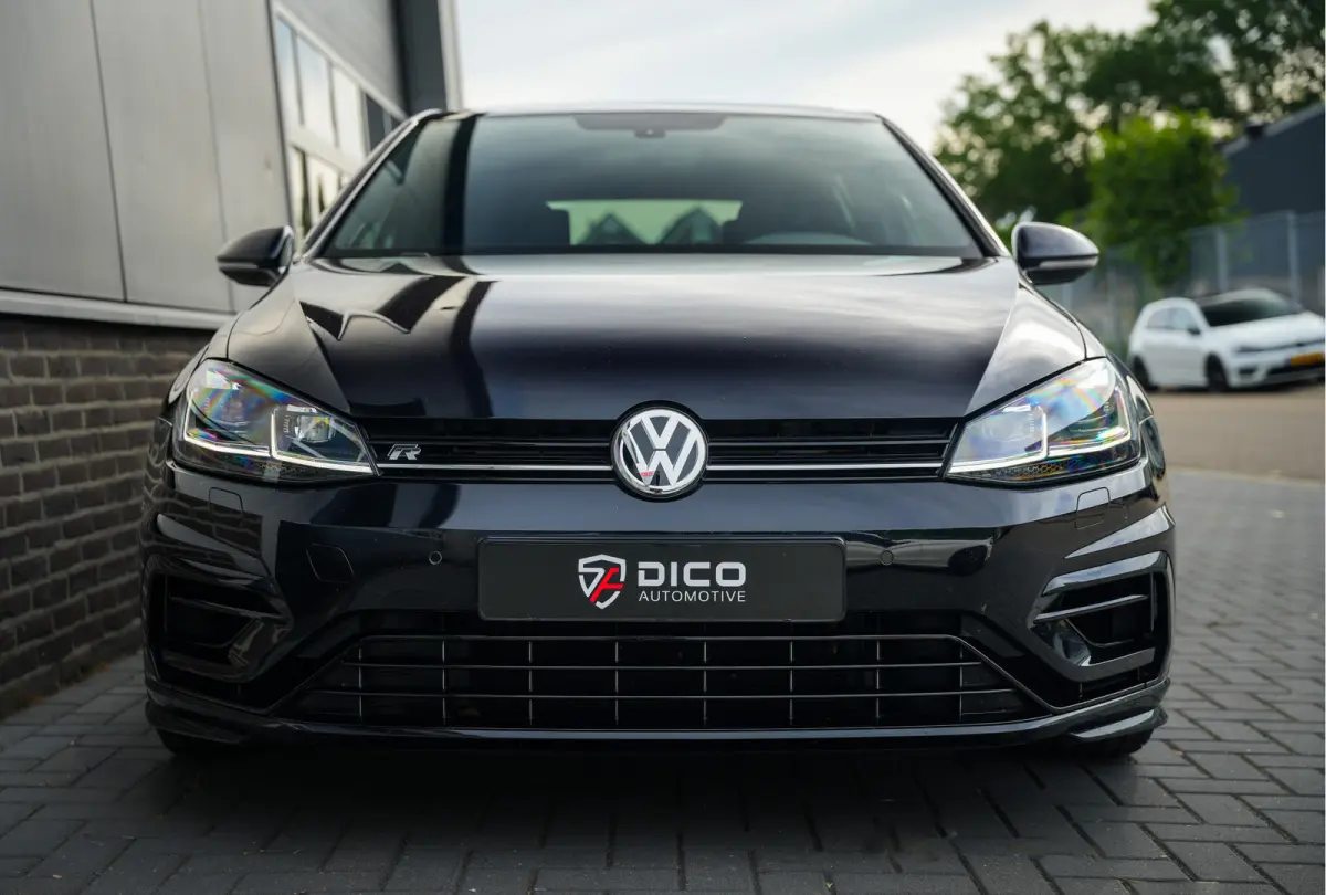 2.0 TSI 301 pk 4Motion R / Akraprovic/ Dynaudio/ ACC/ DCC/ Keyless/ Virtual/ Adapt.Cruise/ Pano-Dak/ Downpipe/ Camera/ 19''LMV