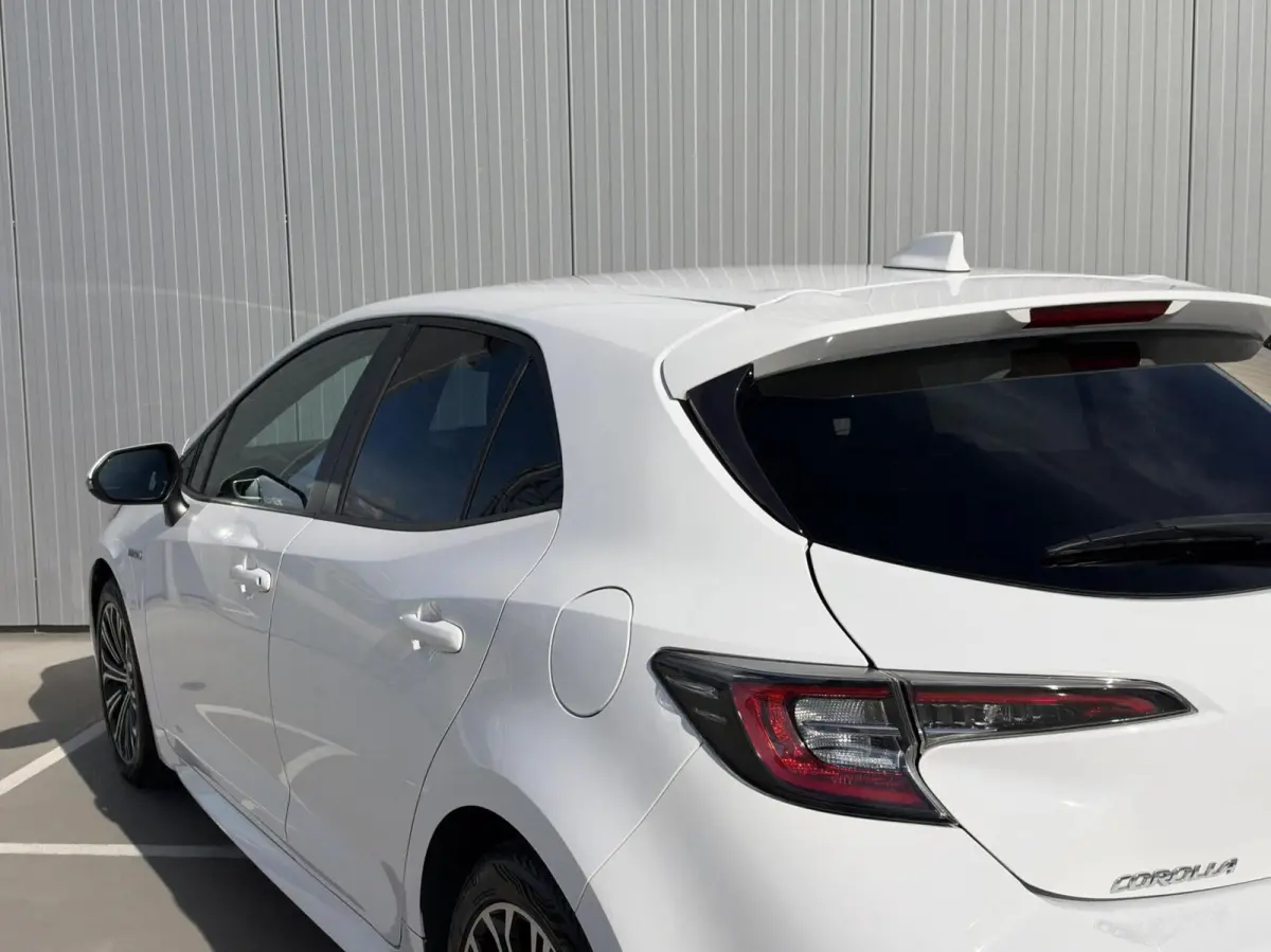 1.8 Hybrid Dynamic|NL-Auto|Trekhaak