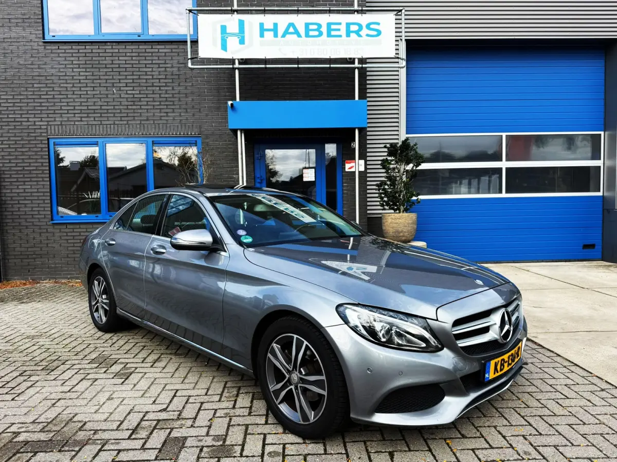 180 Prestige 156PK|Navigatie|AUT|KantelSchuifdak|Half Leder|Full Led|Sportstoelen|SfeerVL|StoelVW|Bluetooth