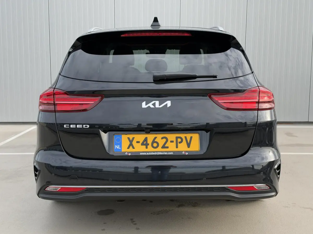 1.0 T-GDi DynamicPlusLine|NL-Auto|LED