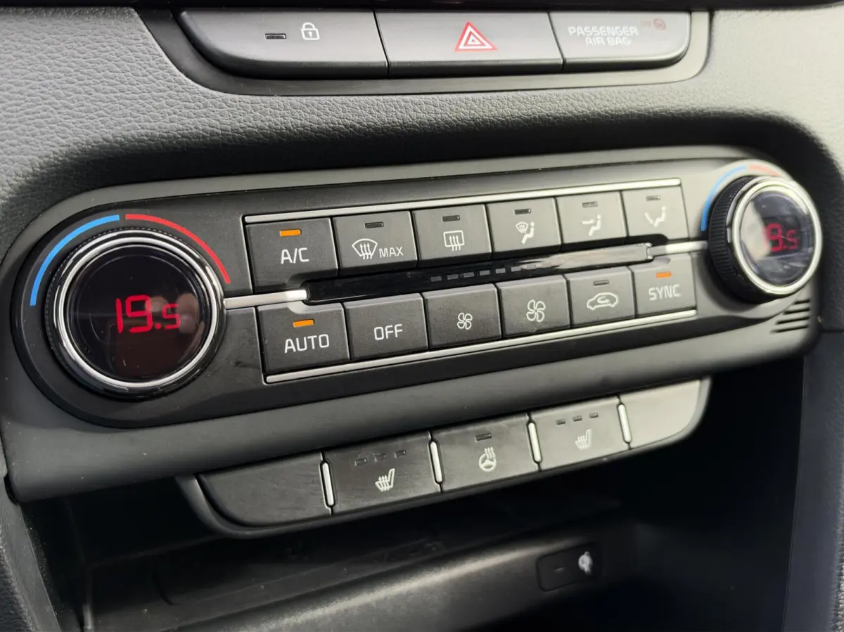 1.0 T-GDi DynamicPlusLine|NL-Auto|LED