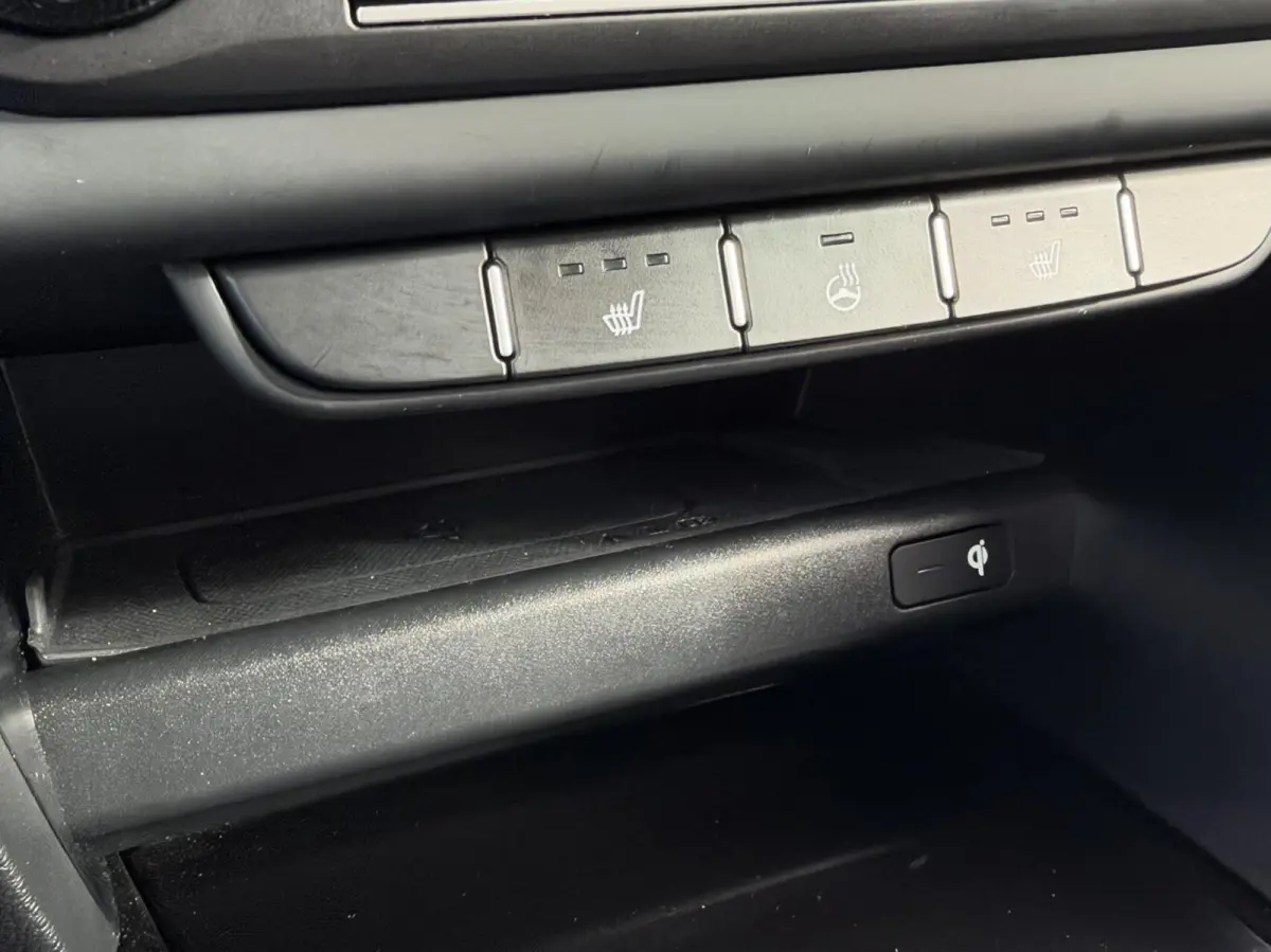1.0 T-GDi DynamicPlusLine|NL-Auto|LED