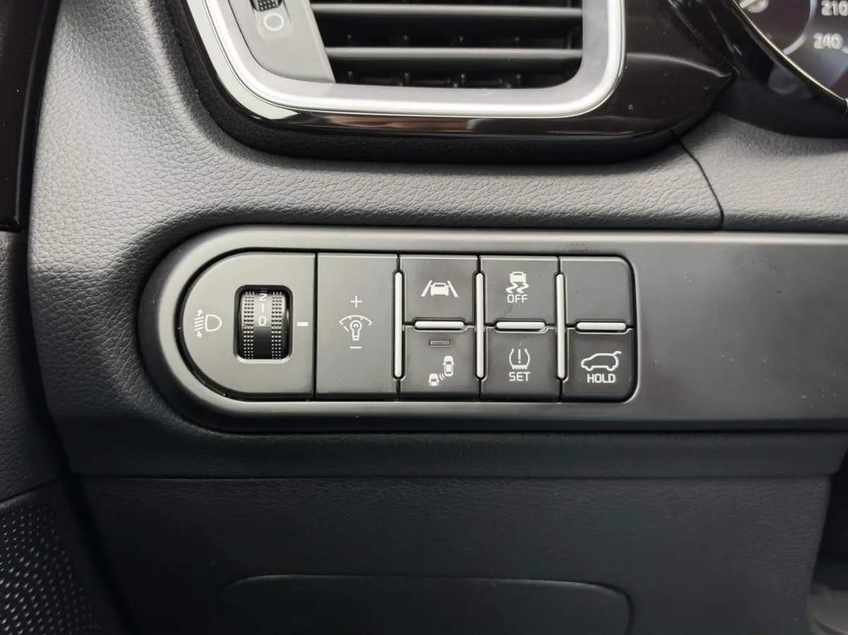 1.0 T-GDi DynamicPlusLine|NL-Auto|LED