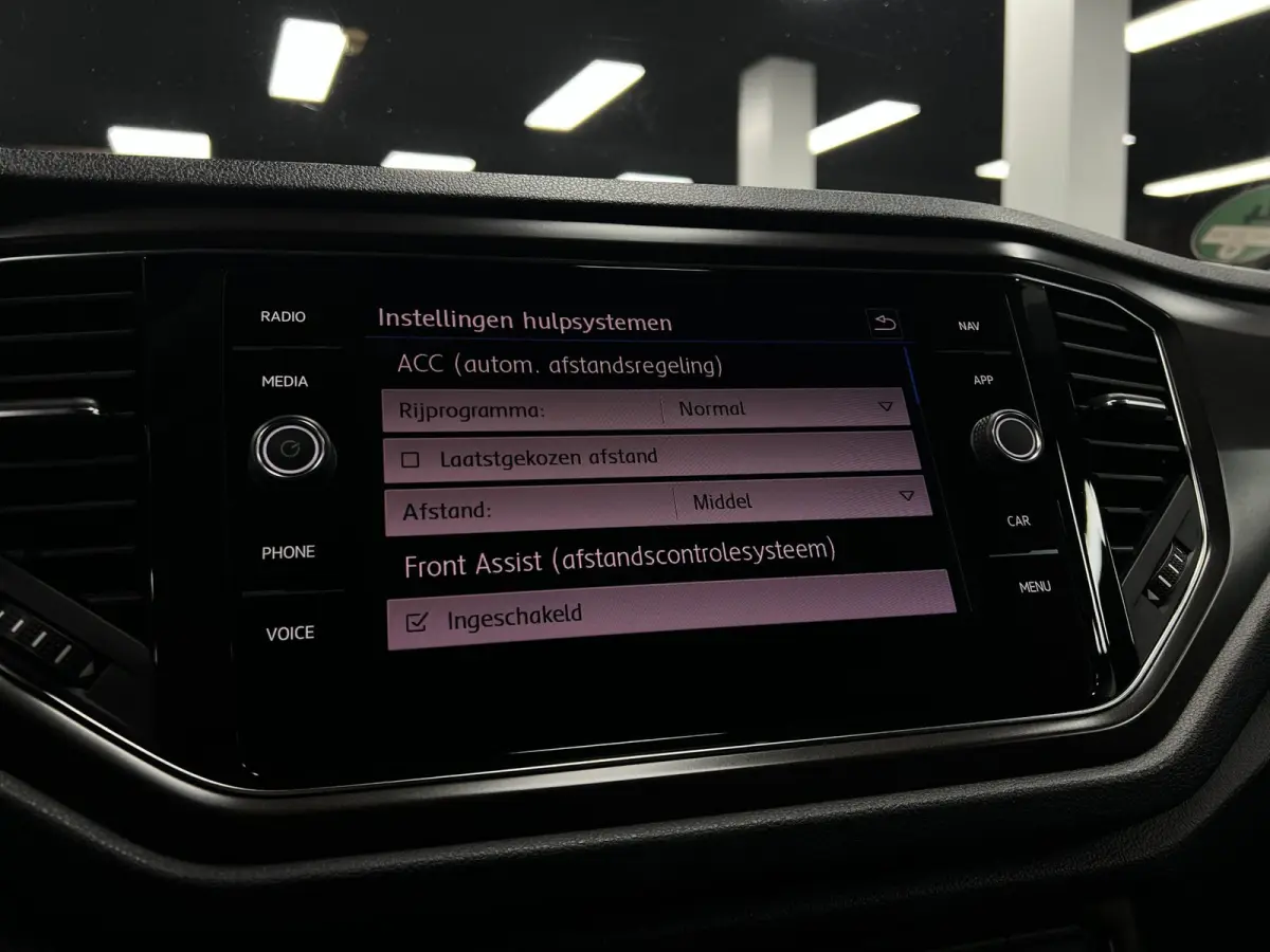 1.5 TSI | ACC | Camera | Pano | Virtual