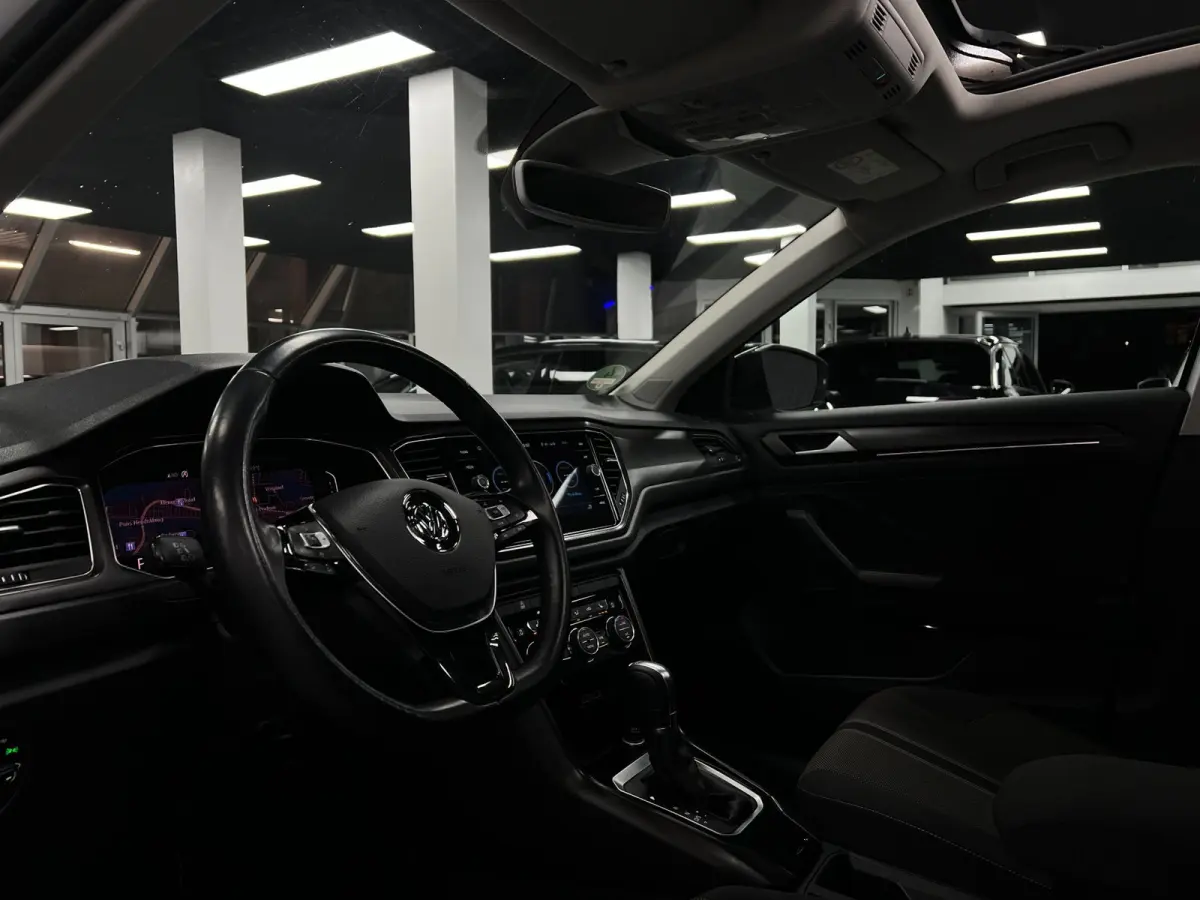 1.5 TSI | ACC | Camera | Pano | Virtual