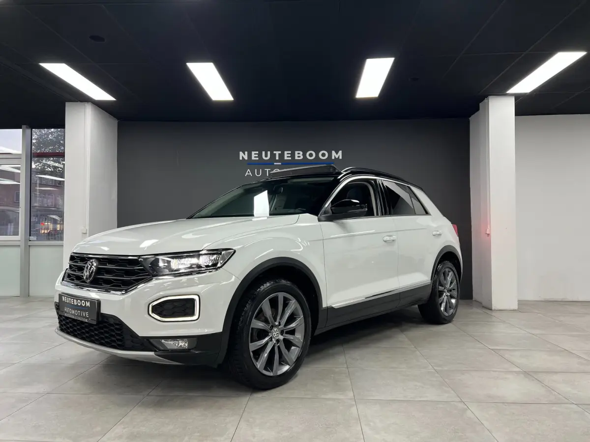1.5 TSI | ACC | Camera | Pano | Virtual