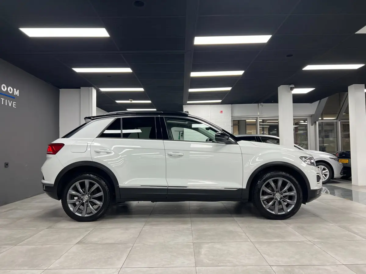 1.5 TSI | ACC | Camera | Pano | Virtual