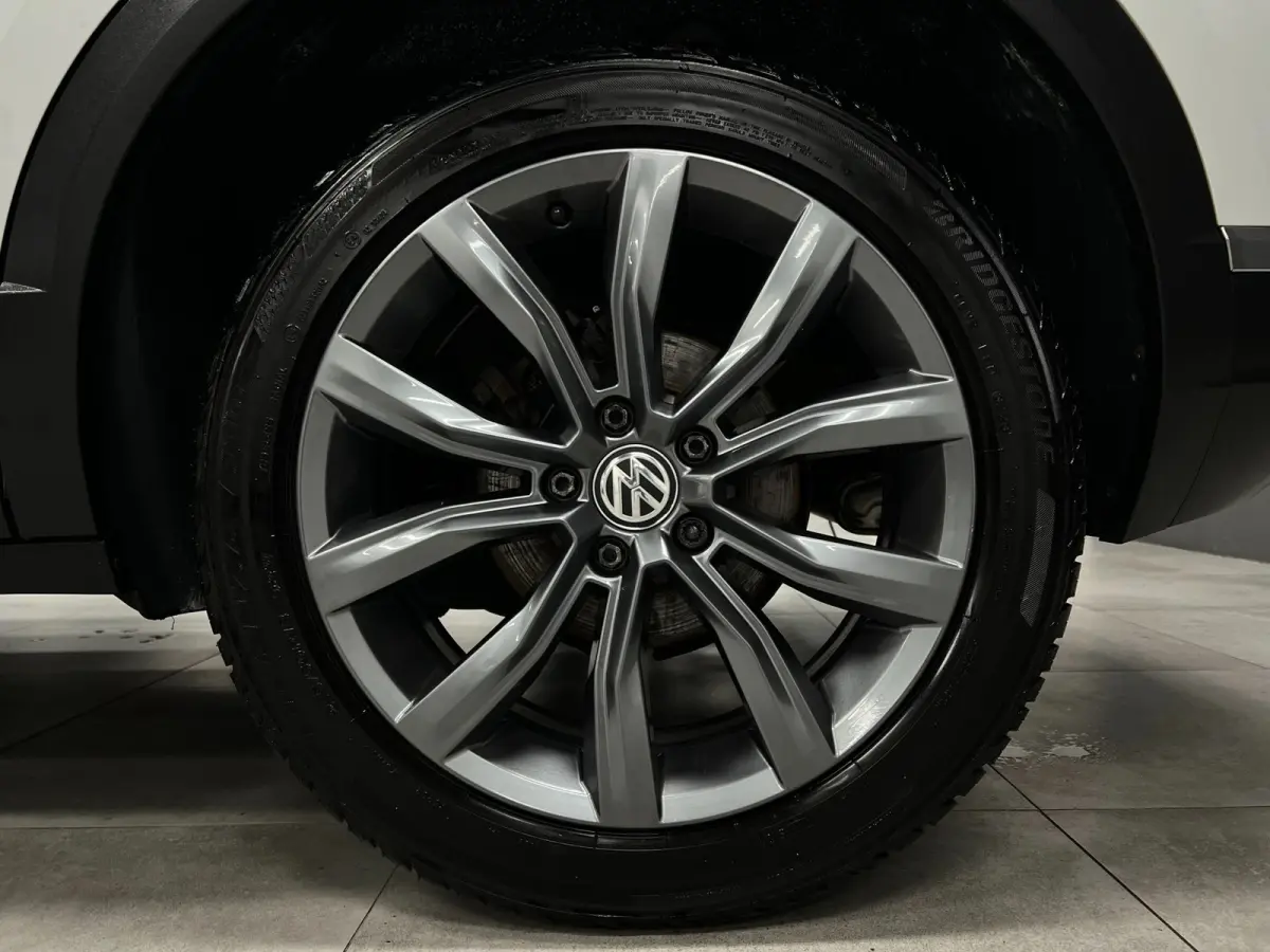 1.5 TSI | ACC | Camera | Pano | Virtual